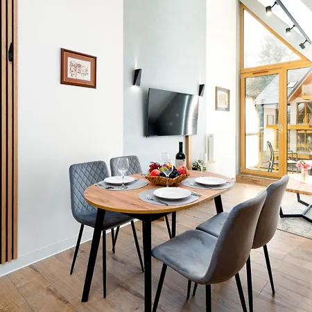 Good Time- Mariental - Centrum * شكلارسكا بوريبا