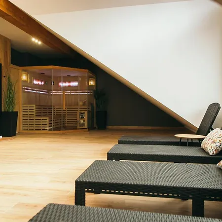 Good Time- Mariental - Centrum * شكلارسكا بوريبا